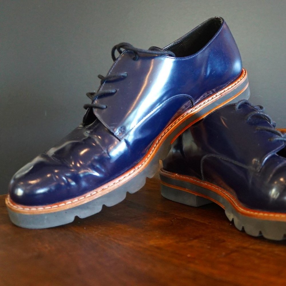 Stuart Weitzman Patent Leather Oxfords